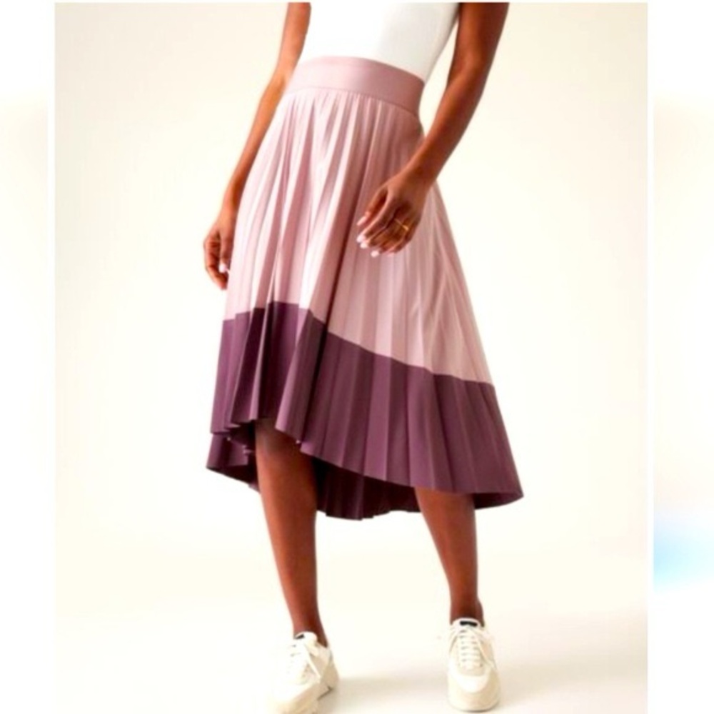 ATHLETA Color Block Swing Foward Pleated High Low Midi Athletic Skirt-NWT